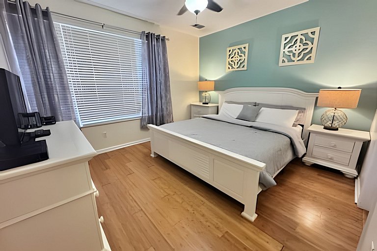 Vista Cay Short Term Vacation Rental near Convention Center
