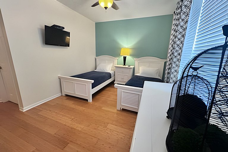 Vista Cay Short Term Vacation Rental near Convention Center