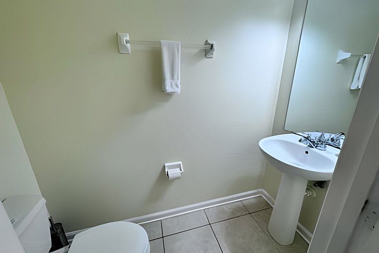 Vista Cay Short Term Vacation Rental near Convention Center