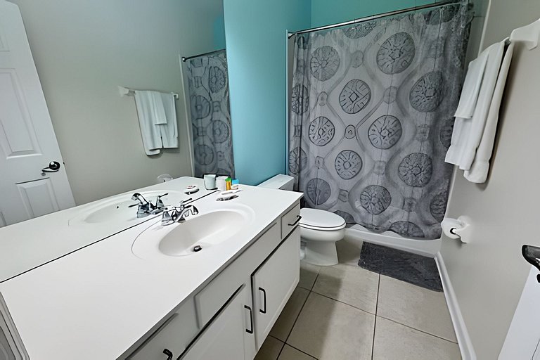 Vista Cay Short Term Vacation Rental near Convention Center