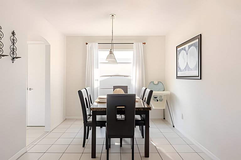 Short Term Vacation Rental Pool Home near Disney & malls