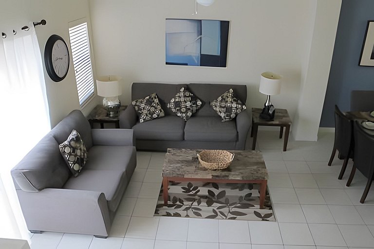 Short Term Vacation Rental Pool Home near Disney & malls