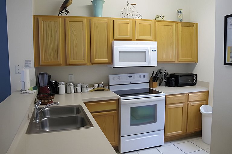 Short Term Vacation Rental Pool Home near Disney & malls