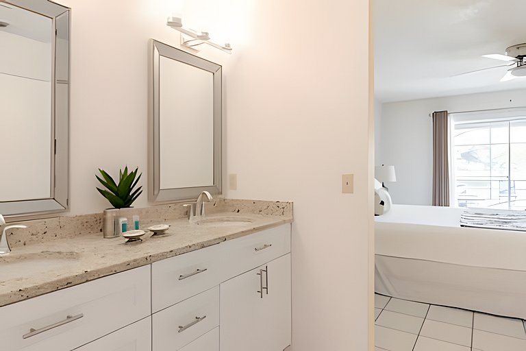 Short Term Vacation Rental Pool Home near Disney & malls