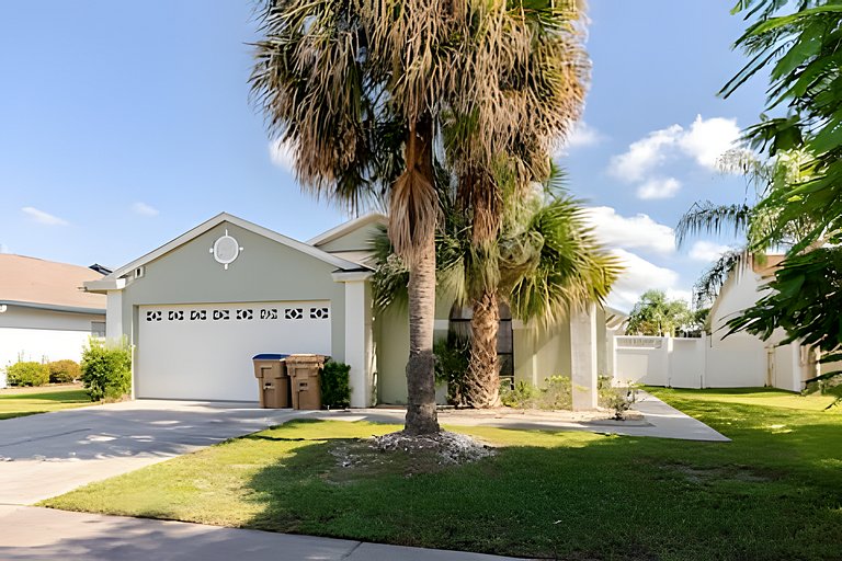 Short Term Vacation Rental Pool Home near Disney & malls