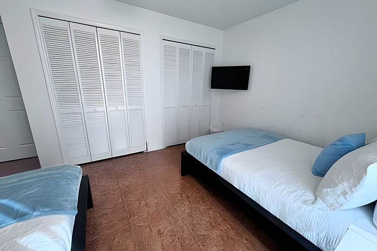 Short Term Vacation Rental Pool Home near Disney & malls