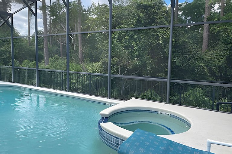 Emerald Island Resort : Pool & Games Room