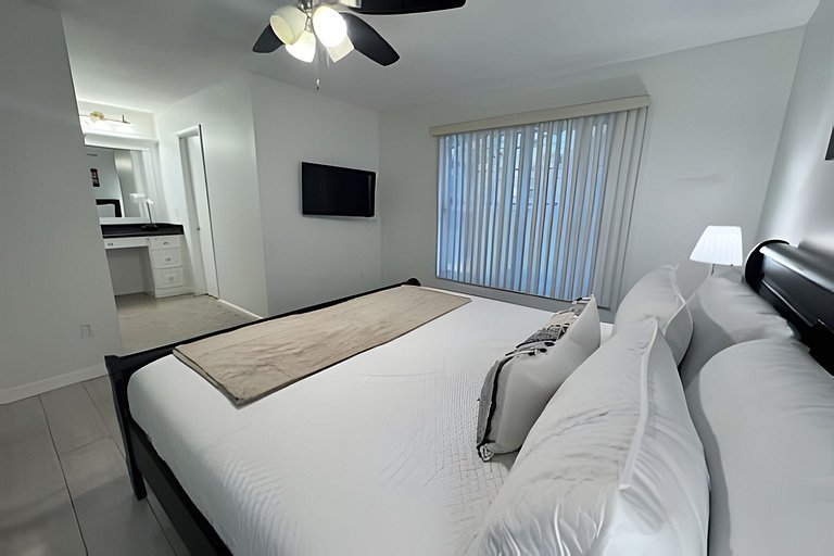 Short Term Vacation Rental Pool Home near Disney & malls