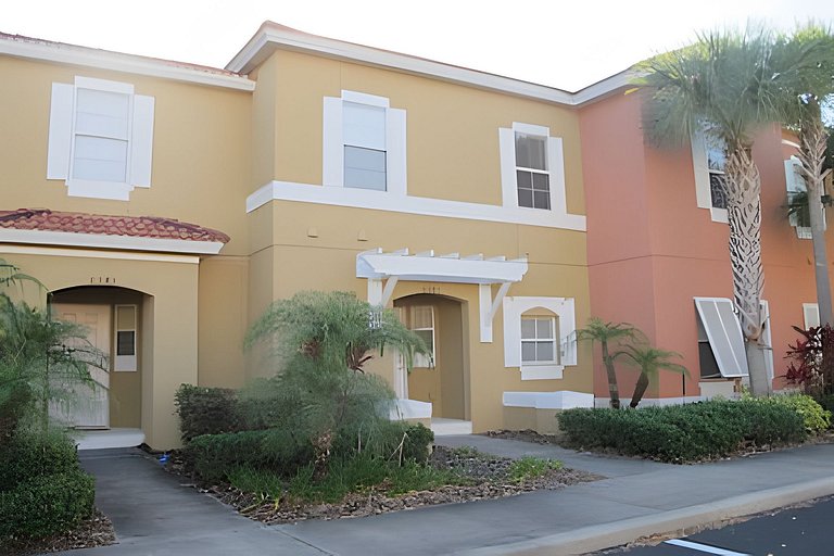 Short Term Vacation Rental Pool Home near Disney & malls