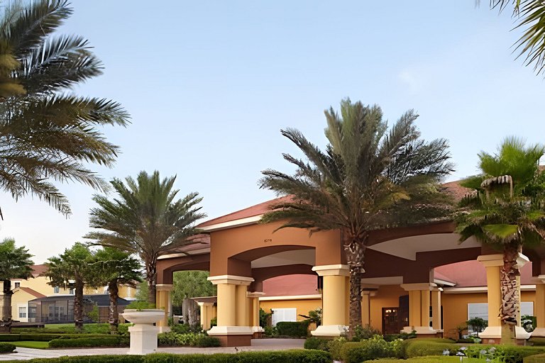 Short Term Vacation Rental Pool Home near Disney & malls