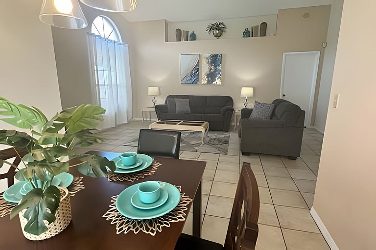 Short Term Vacation Rental Pool Home near Disney & malls