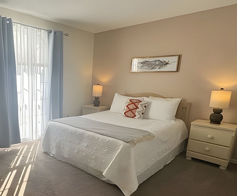 Short Term Vacation Rental Pool Home near Disney & malls