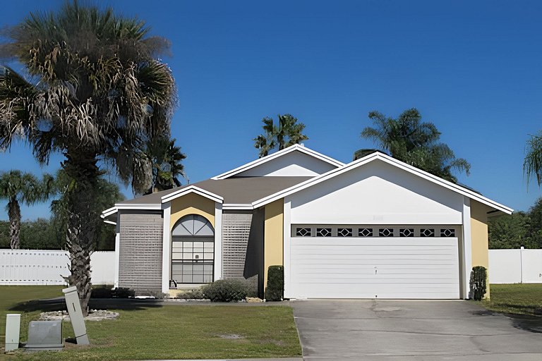 Short Term Vacation Rental Pool Home near Disney & malls