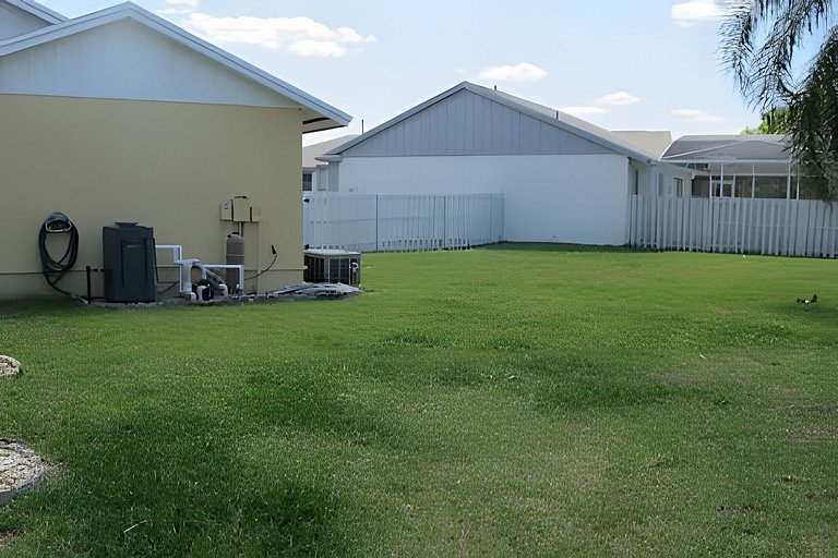 Short Term Vacation Rental Pool Home near Disney & malls