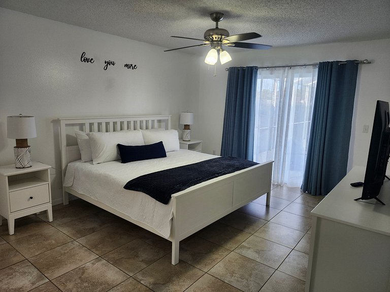 Short Term Vacation Rental Pool Home near Disney & malls