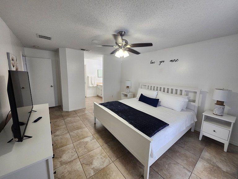 Short Term Vacation Rental Pool Home near Disney & malls