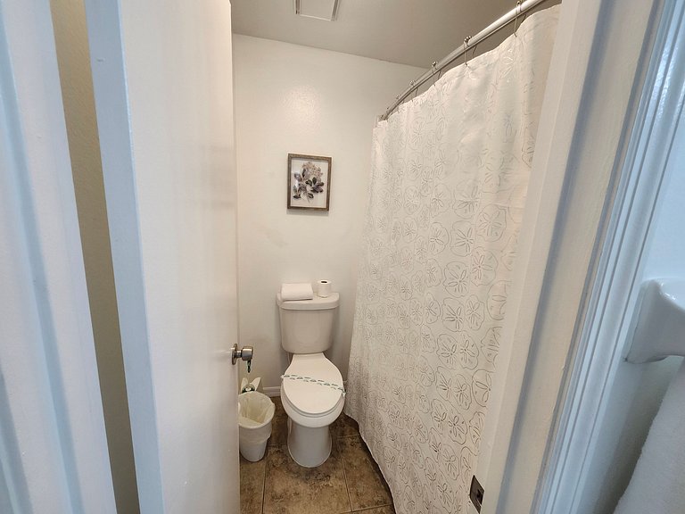 Short Term Vacation Rental Pool Home near Disney & malls