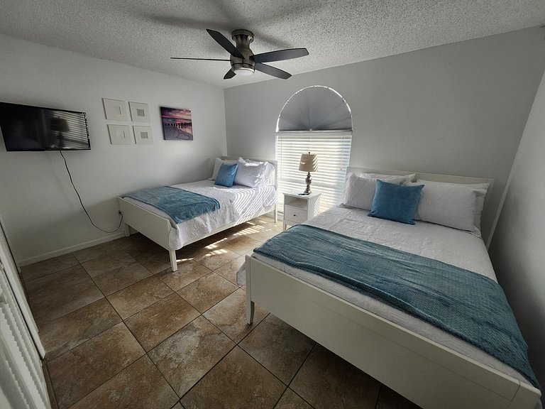 Short Term Vacation Rental Pool Home near Disney & malls