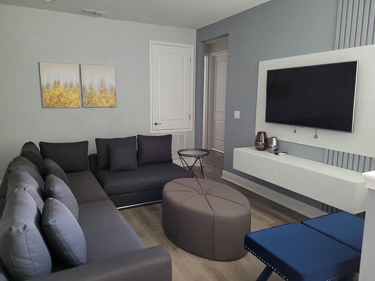 Encore Reunion Short Term Vacation Rental Disney Pool Villa