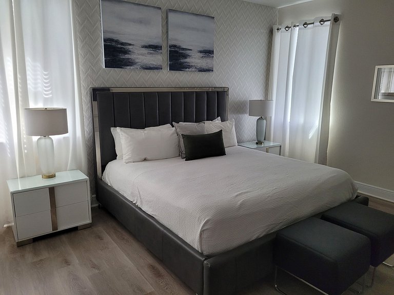 Encore Reunion Short Term Vacation Rental Disney Pool Villa