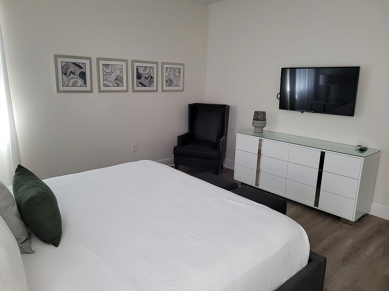 Encore Reunion Short Term Vacation Rental Disney Pool Villa