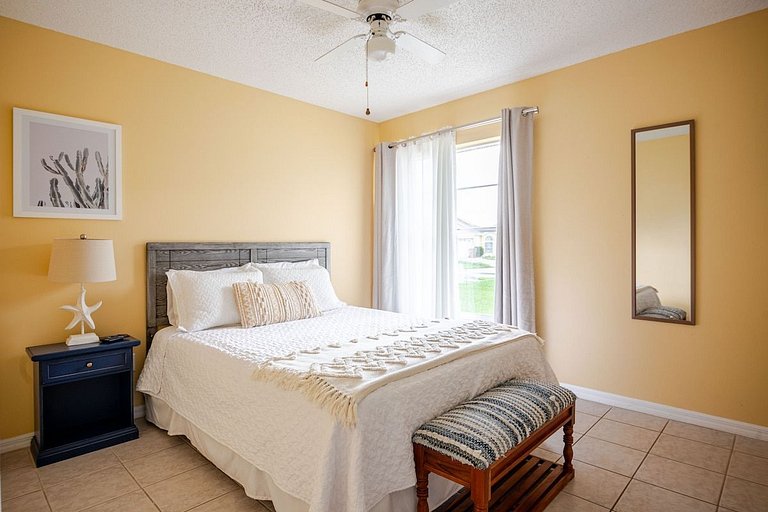 Short Term Vacation Rental Pool Home near Disney & malls
