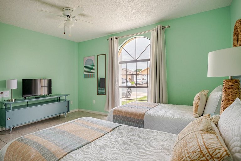 Short Term Vacation Rental Pool Home near Disney & malls