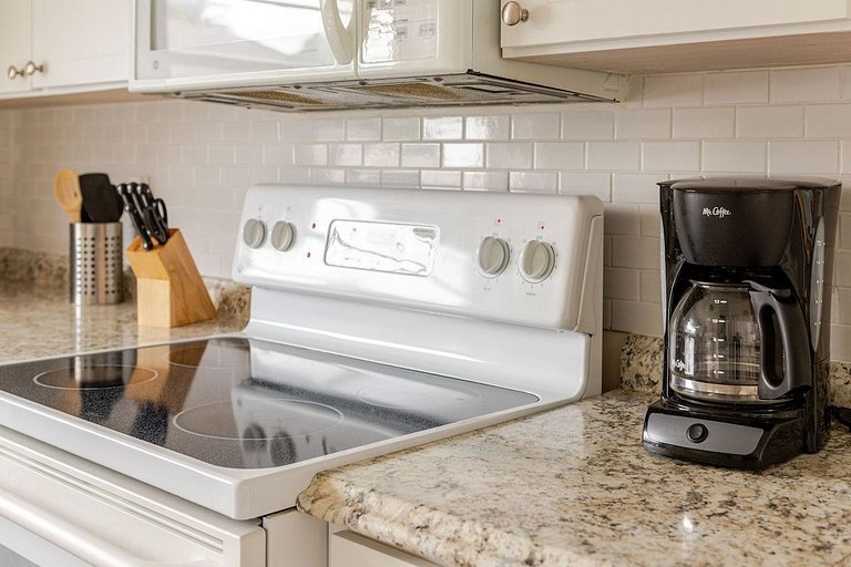 Short Term Vacation Rental Pool Home near Disney & malls