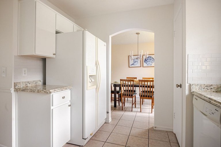 Short Term Vacation Rental Pool Home near Disney & malls
