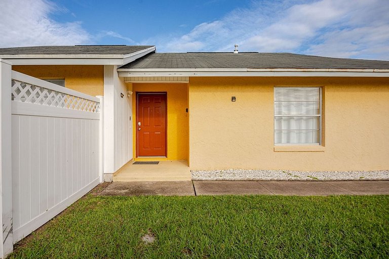Short Term Vacation Rental Pool Home near Disney & malls