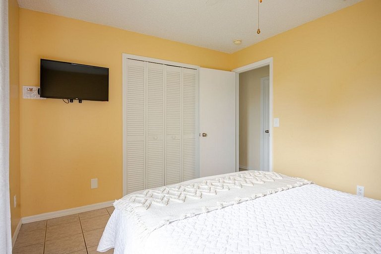 Short Term Vacation Rental Pool Home near Disney & malls