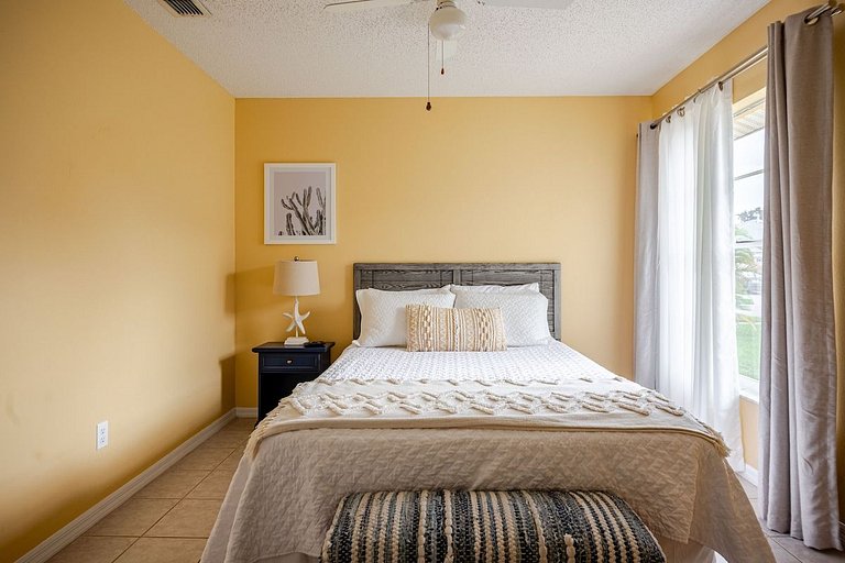 Short Term Vacation Rental Pool Home near Disney & malls