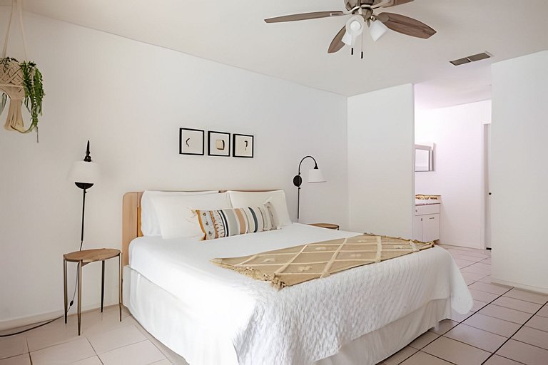 Short Term Vacation Rental Pool Home near Disney & malls