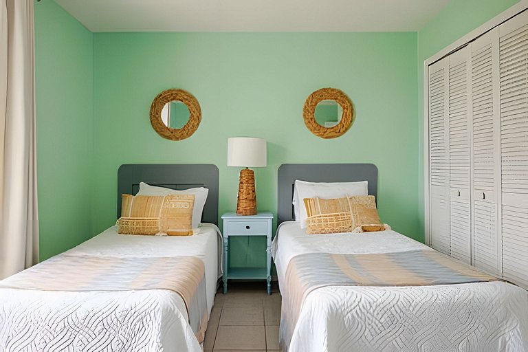 Short Term Vacation Rental Pool Home near Disney & malls