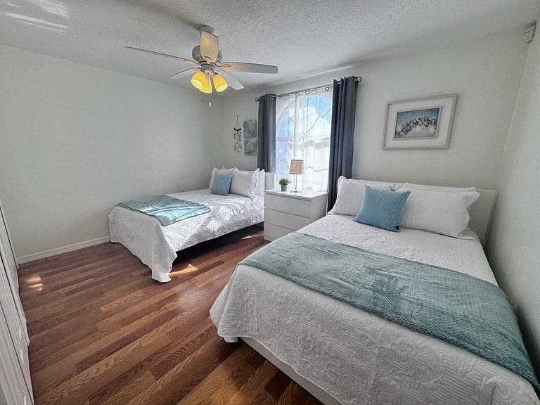 Centrally Located Pool Home near Disney, Malls