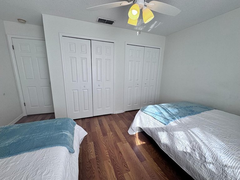 Centrally Located Pool Home near Disney, Malls