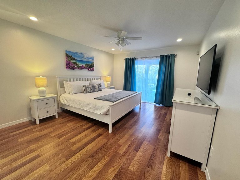 Centrally Located Pool Home near Disney, Malls