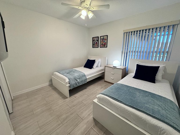Central Located Pool Home near Disney & Malls