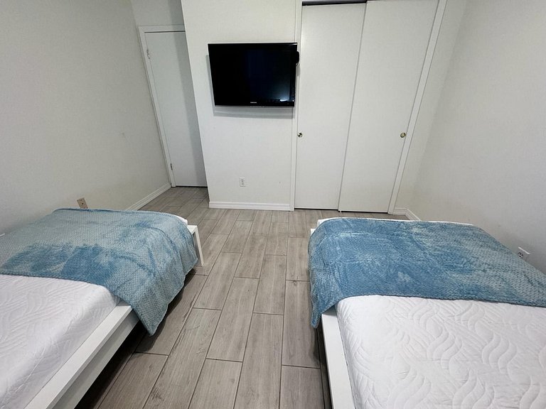 Central Located Pool Home near Disney & Malls