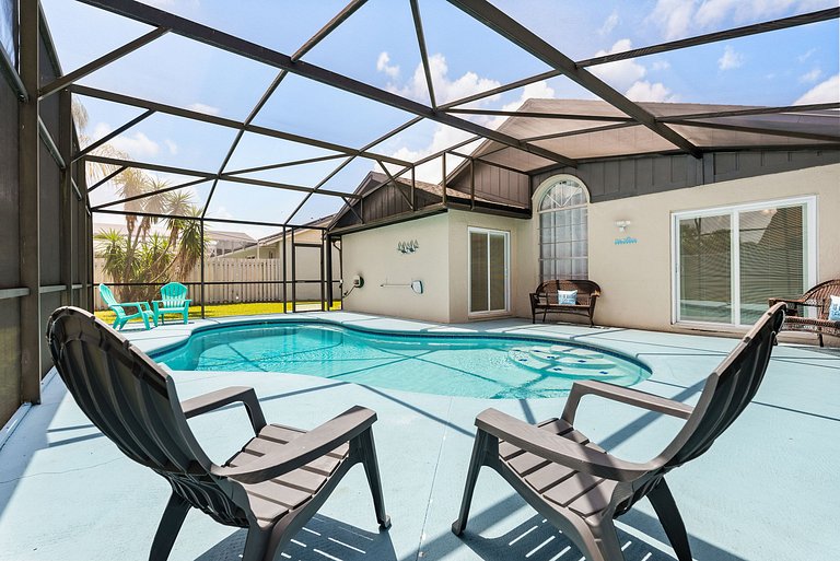 10 Minutes to Disney! 3BD Villa with Pool and Game Room