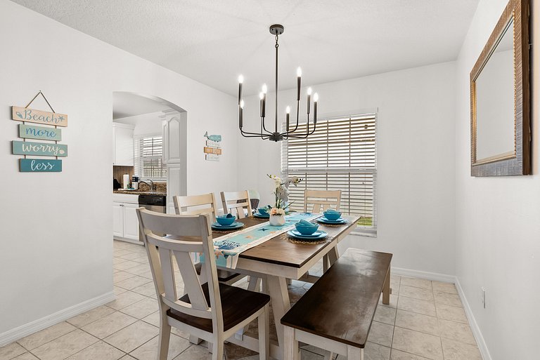 10 Minutes to Disney! 3BD Villa with Pool and Game Room