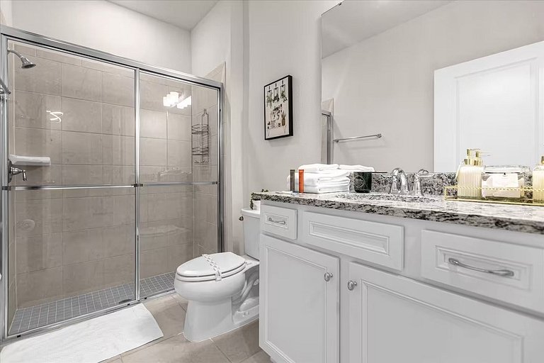 Windsor Island 5BR Villa w/ Pool & Arcade