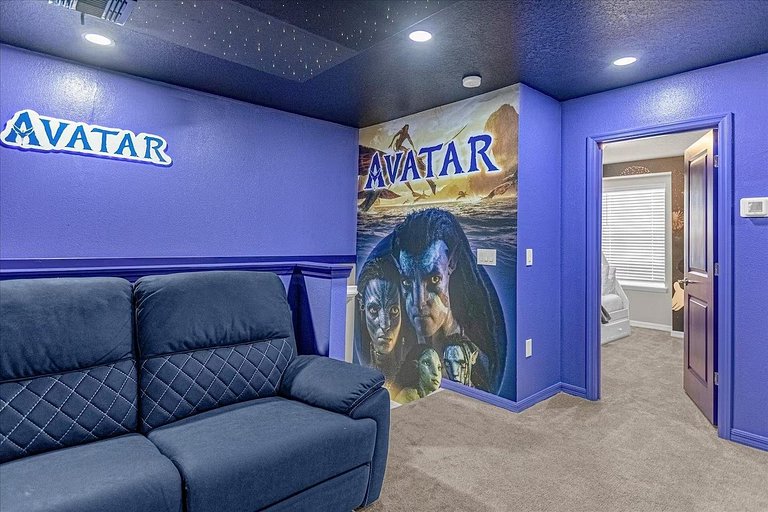 Windsor Island 5BR Villa w/ Pool & Arcade