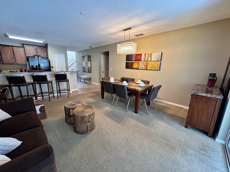 4BR Family Pool Home Minutes from Disney