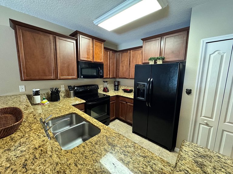 4BR Family Pool Home Minutes from Disney