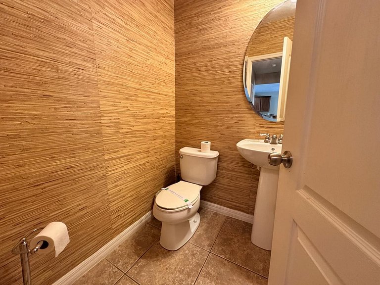 4BR Family Pool Home Minutes from Disney