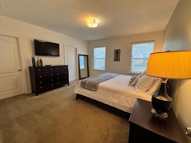 4BR Family Pool Home Minutes from Disney