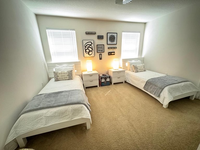 4BR Family Pool Home Minutes from Disney