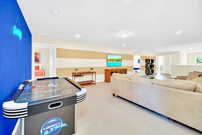 Spacious Pool Home | Games & Lounge | 5BR