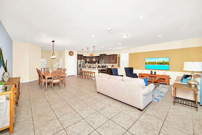 Spacious Pool Home | Games & Lounge | 5BR